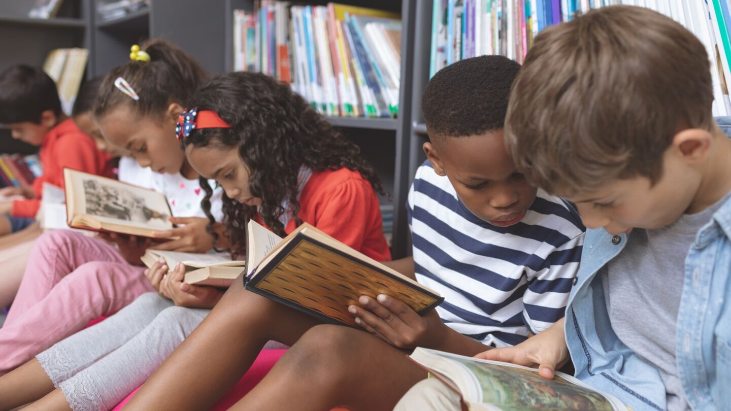 Sant Jordi 2025 ACTIVITATS Sant Jordi 2025 ACTIVITATS